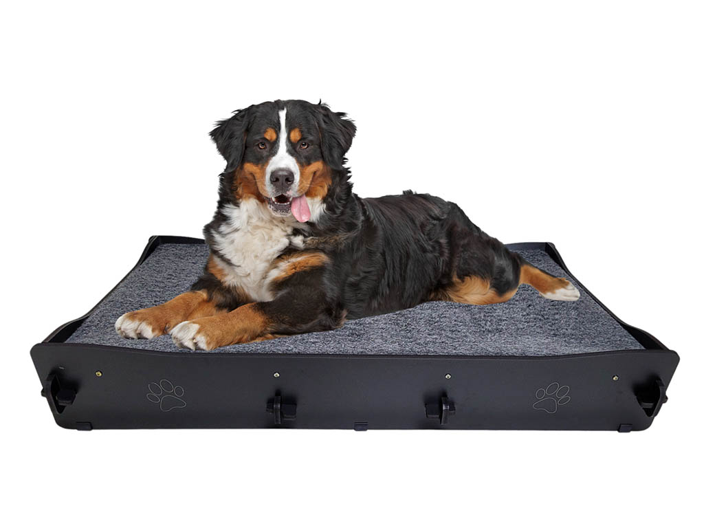 cama-elevada-grande-preta1